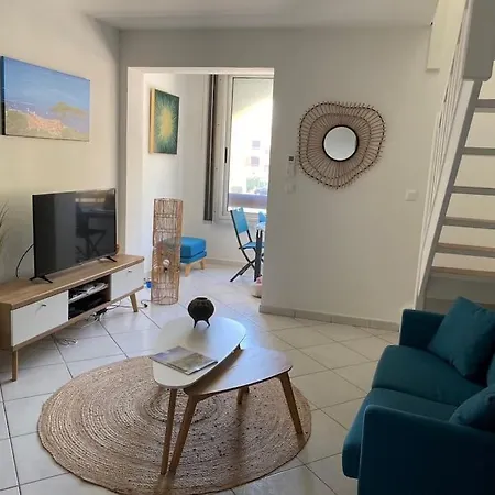 Апартаменты Ravissant T3 En Duplex Proche Ла-Лонд-ле-Мор